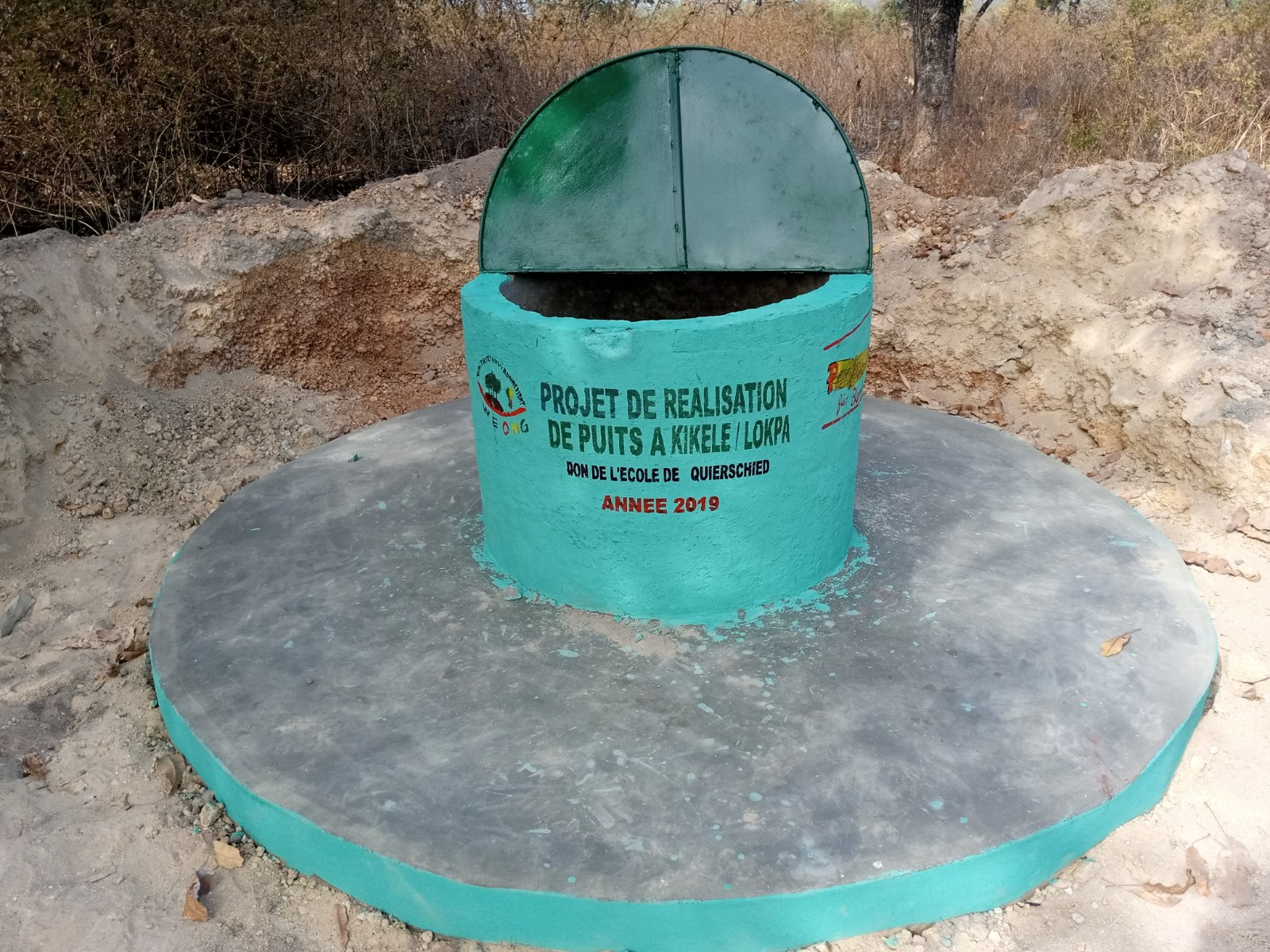 Wasserprojekt hat erfolgreich einen Brunnen in Benin gebaut